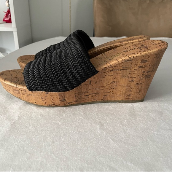 Brand new Montego Bay club black cork sandals. Size 11 (usually I am a size 10) - Picture 12 of 12